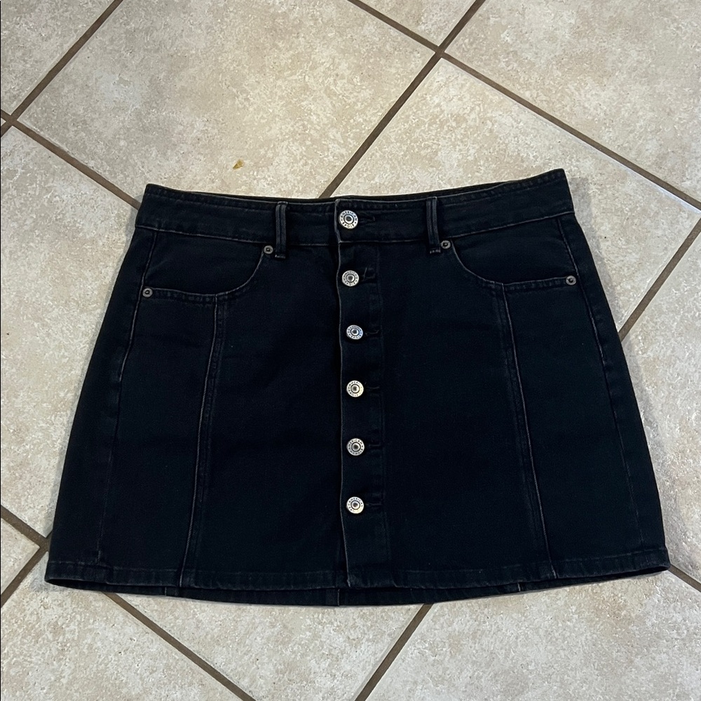American Eagle Outfitters Black Denim Skirt with Buttons